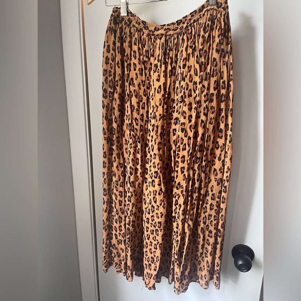 Leopard Print Midi Skirt